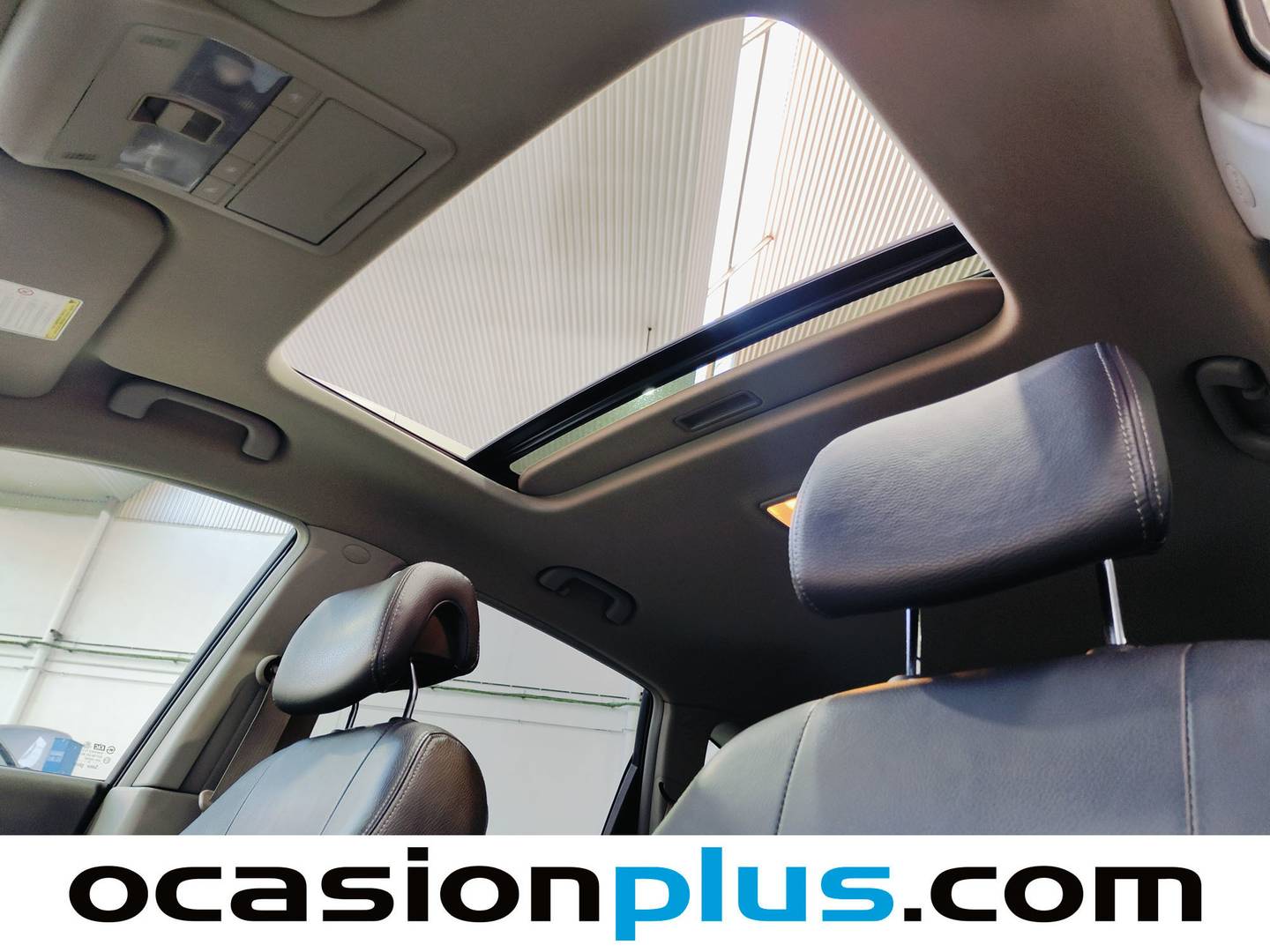 Extras y acabados del Chevrolet Captiva Chevrolet Captiva 2.2 VCDI 16V LTZ AWD (184 CV) 9 Plazas