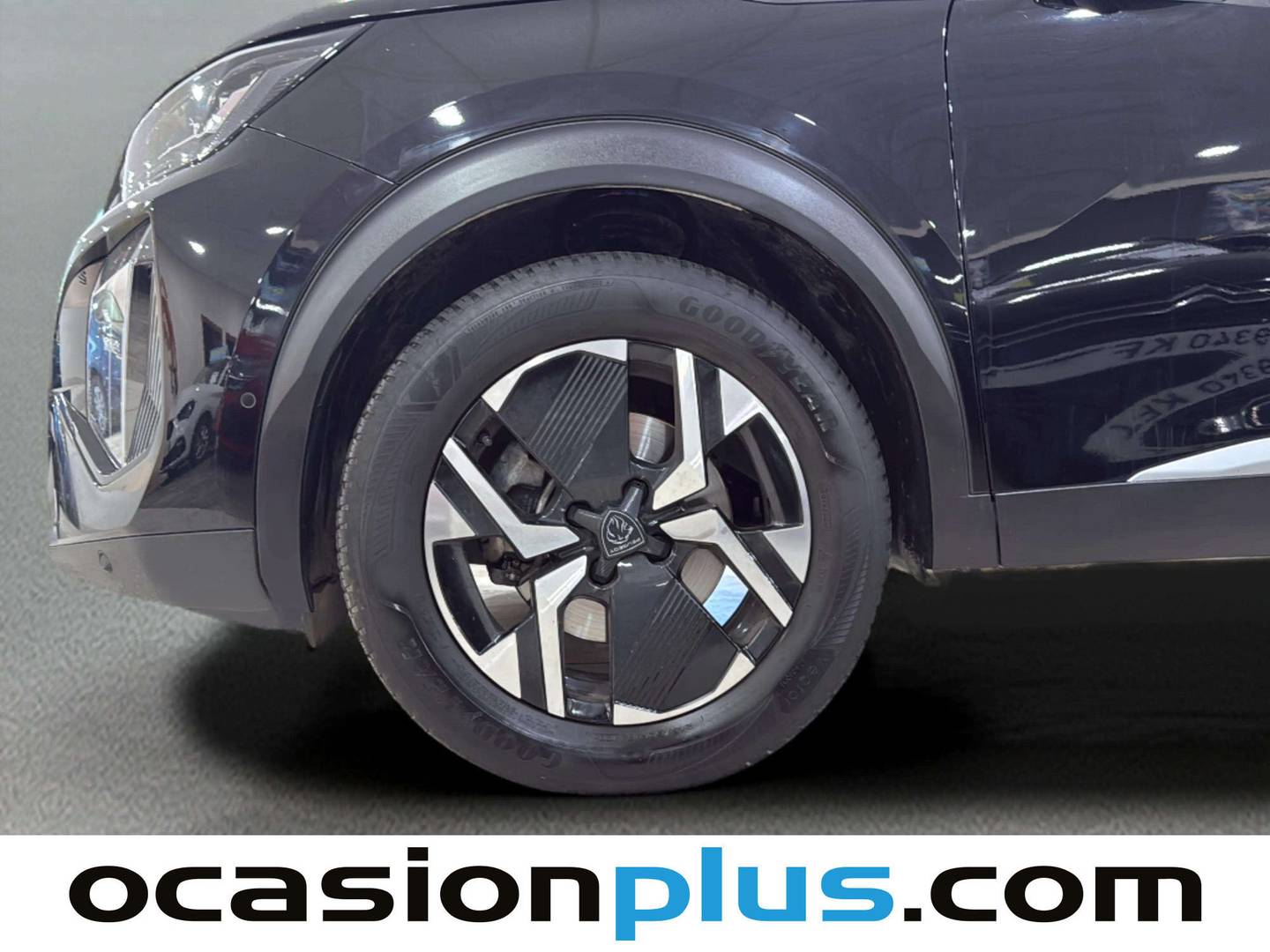 Peugeot 2008 Peugeot 2008 Allure Hybrid eDCS6 (145 CV) automático