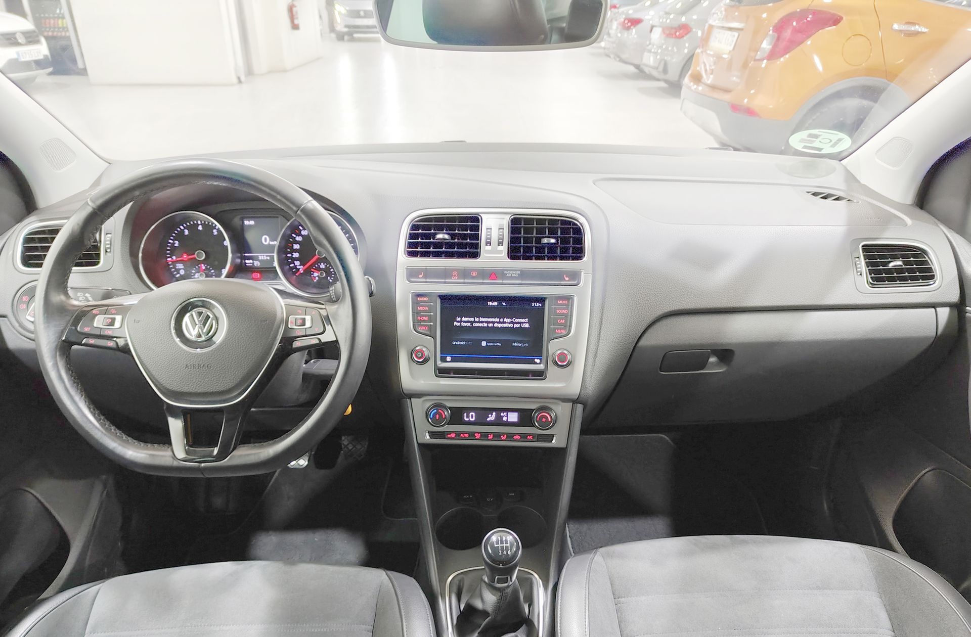 Volkswagen Polo Sport 1.2 TSI BMT - foto 7