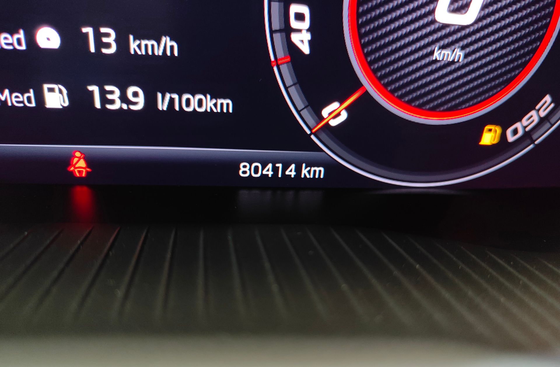 Škoda Karoq 1.5 TSI ACT Sportline DSG - foto 13