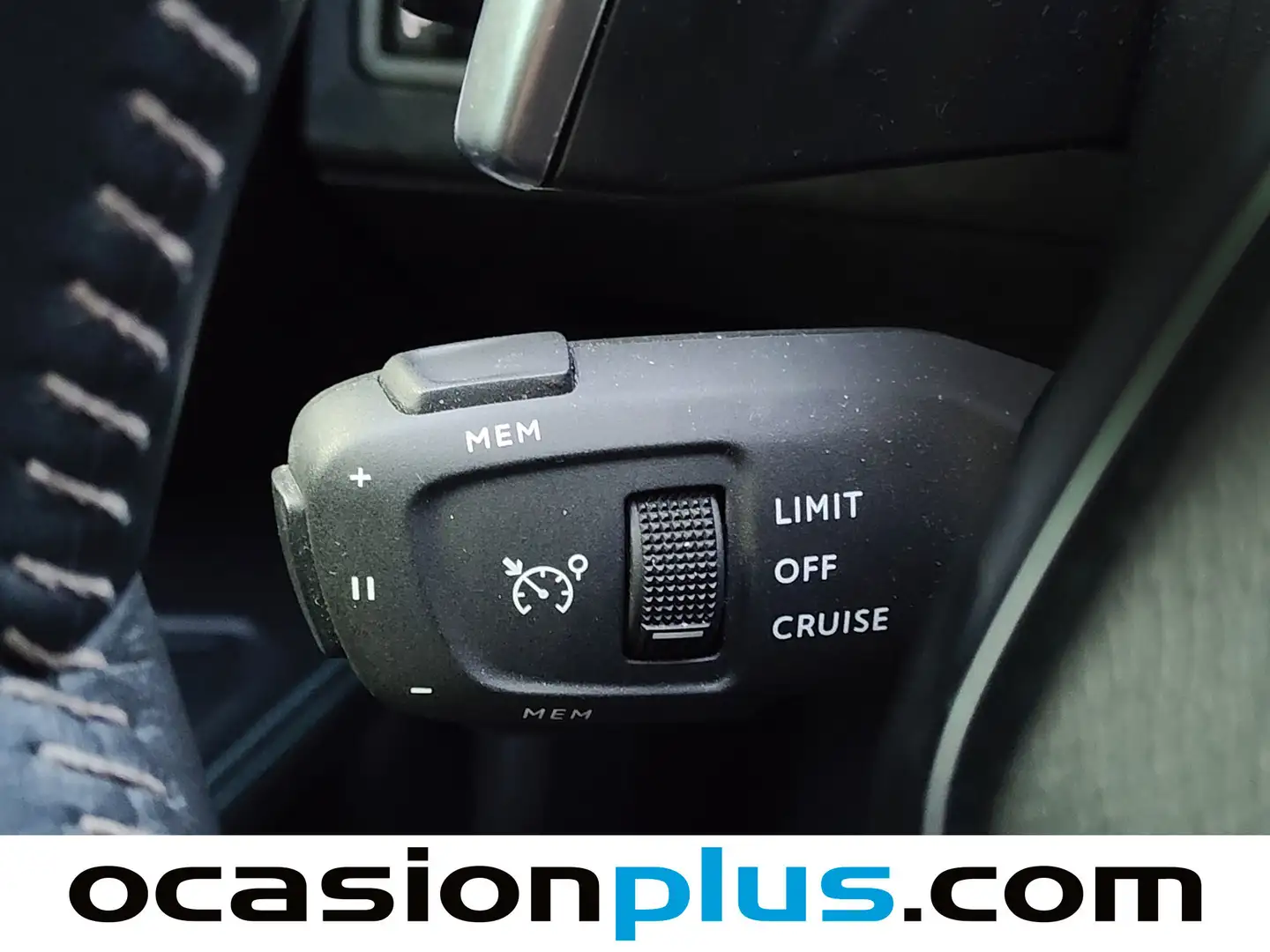 Foto Peugeot 5008 Peugeot 5008 PureTech 130 S&S Allure EAT8 (130 CV)