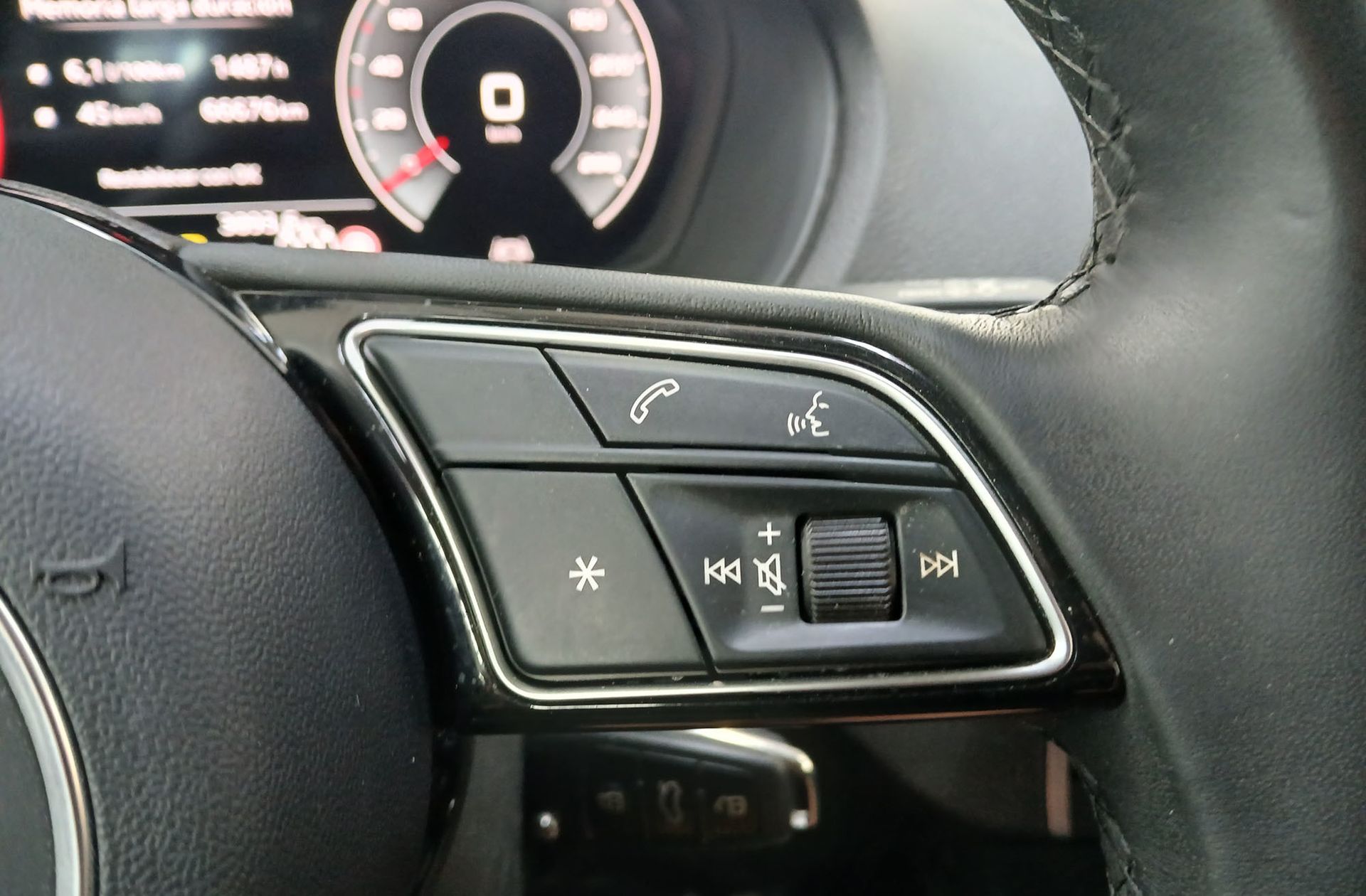 Audi Q2 Advanced 30 TFSI - foto 26