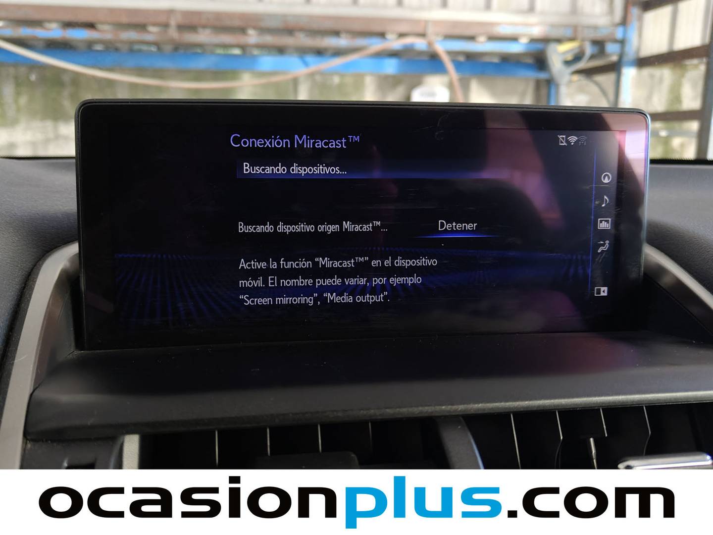 Equipamiento del Lexus NX Lexus NX 300h Business Navigation 2WD (197 CV)