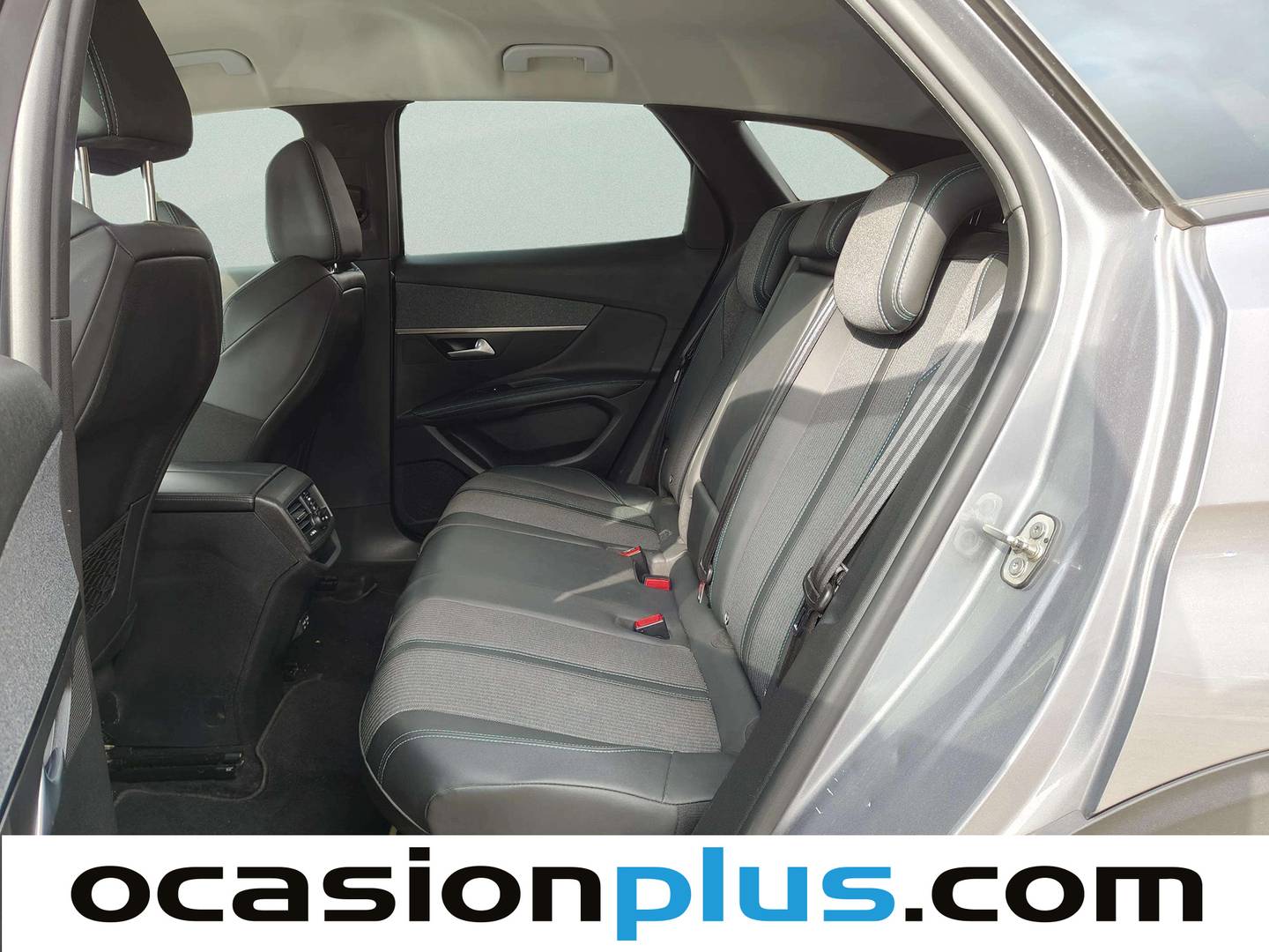 Foto asientos traseros Peugeot 3008 Peugeot 3008 BlueHDi 130 S&S Allure Pack (130 CV)