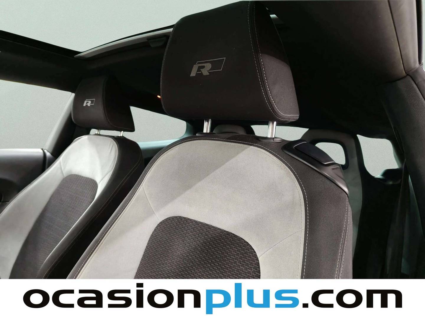 Foto Volkswagen Scirocco Volkswagen Scirocco 2.0 TDI BMT  Pack R-line (140 CV)