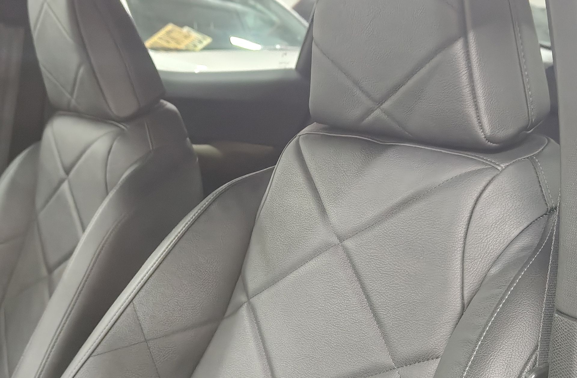 DS DS 3 Crossback PureTech 130 Grand Chic EAT8 - foto 6
