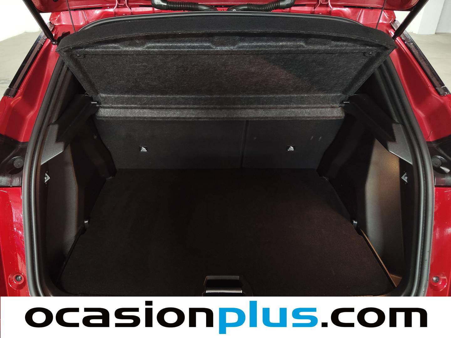 Foto Peugeot 2008 Peugeot 2008 PureTech 130 S&S Allure EAT8  (130 CV)