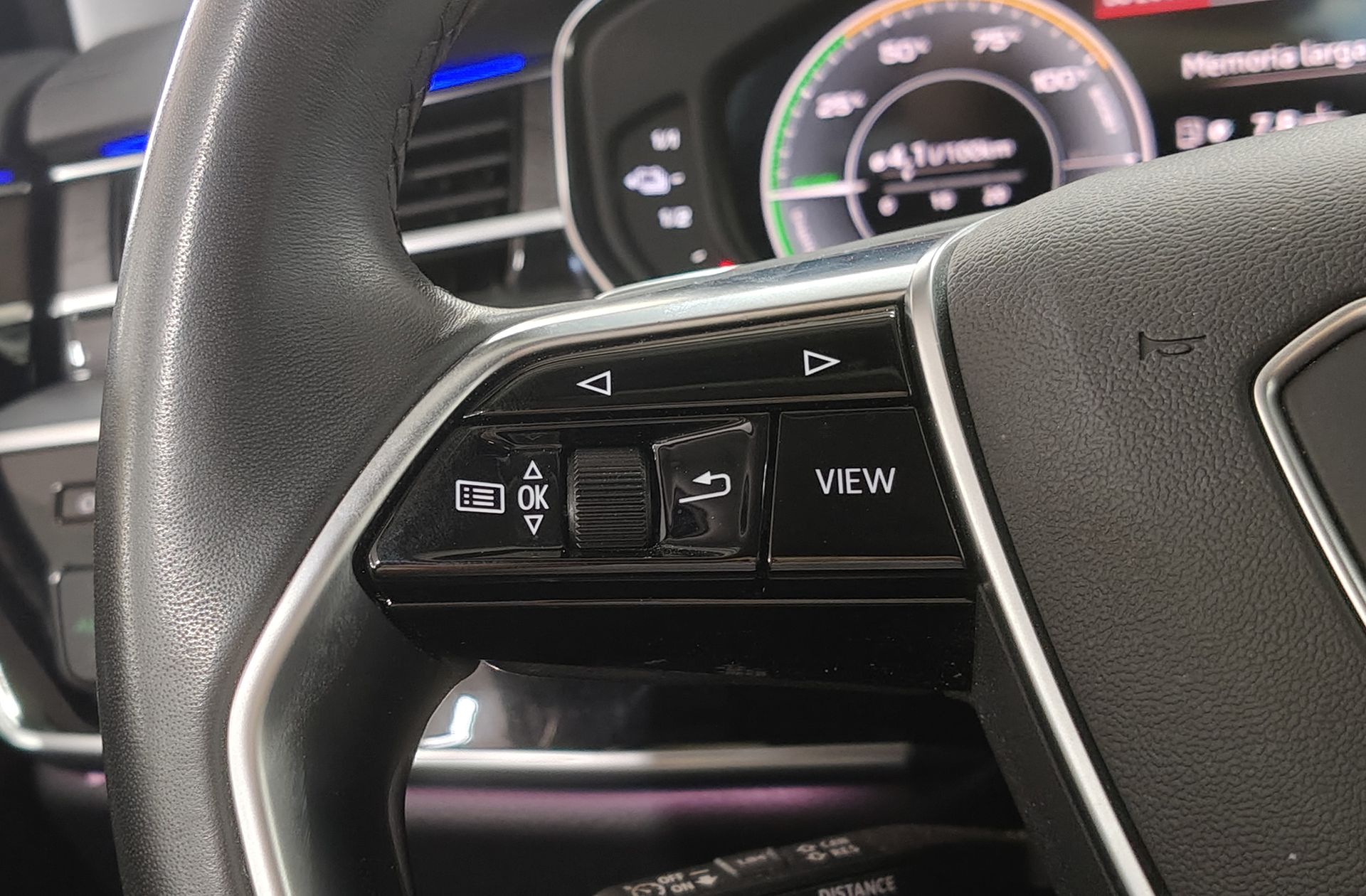 Audi A8 TFSIe 60 TFSIe quattro tiptronic - foto 30