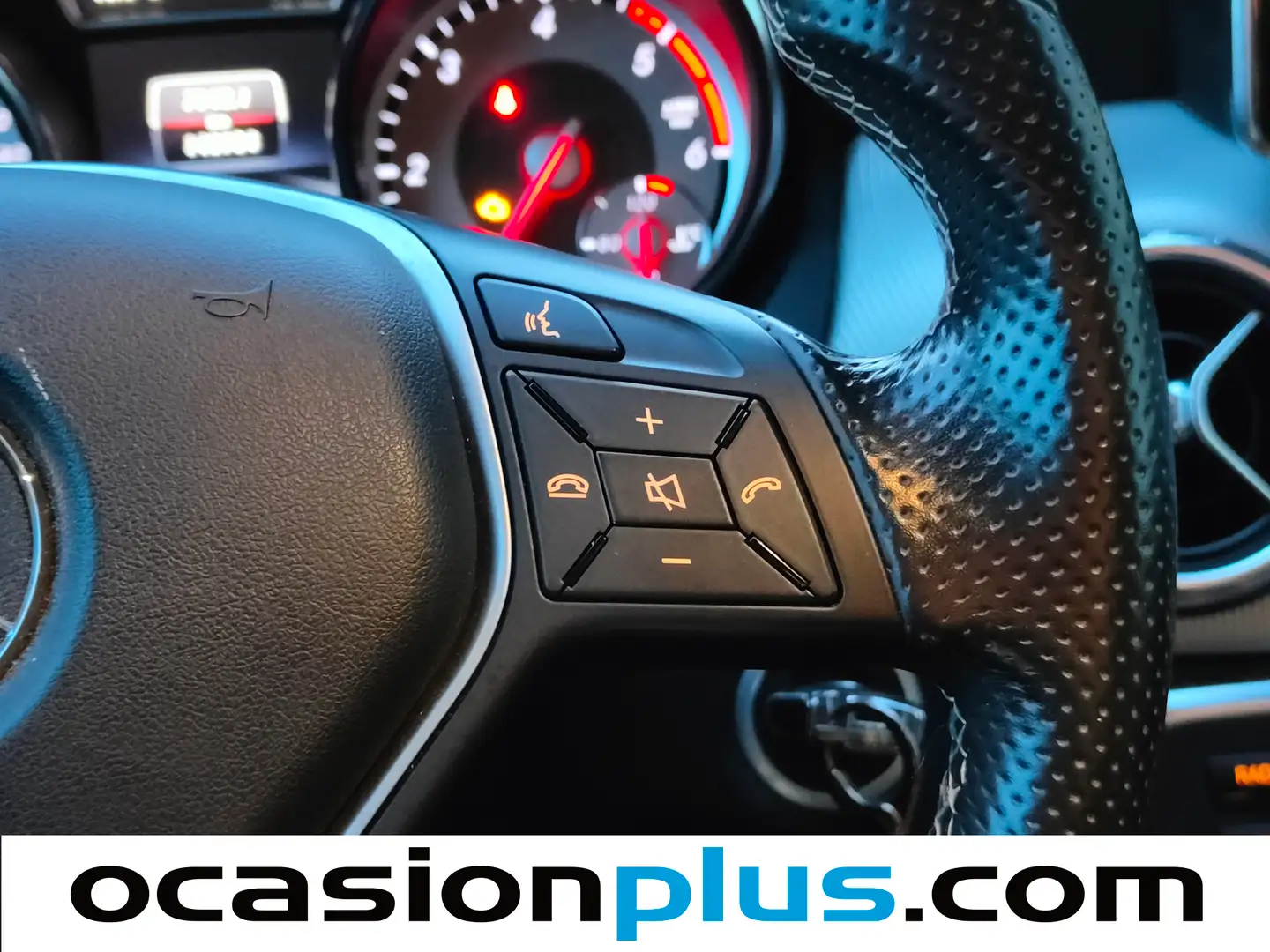 Foto Mercedes GLA Mercedes-Benz GLA 200 d Urban (136 CV)