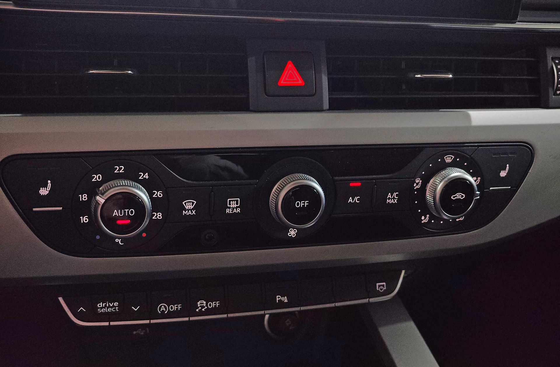 Audi A4 Avant Avant Advanced 35 TFSI S tronic - foto 36