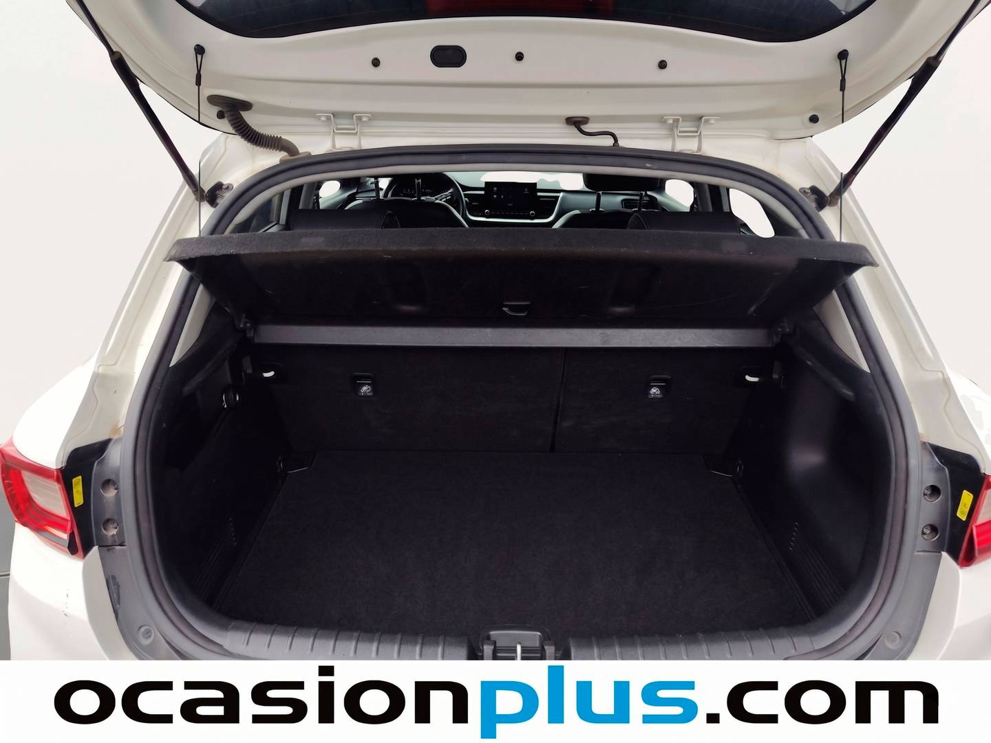 Fotos maletero KIA Stonic KIA Stonic 1.0 T-GDi MHEV iMT GT Line (120 CV)