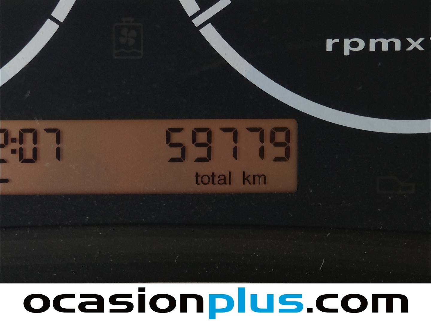 Foto Benimar ANTHUS Benimar ANTHUS 2.3 Diesel 5000 LF (110 CV) 4 Plazas