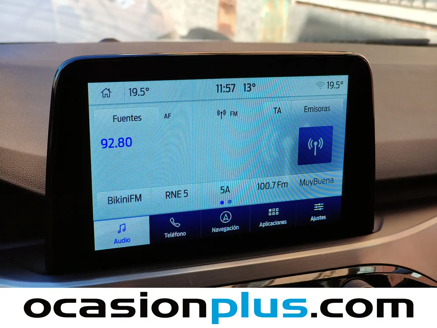 Foto Ford Kuga Ford Kuga 1.5 EcoBlue Titanium Auto (120 CV)