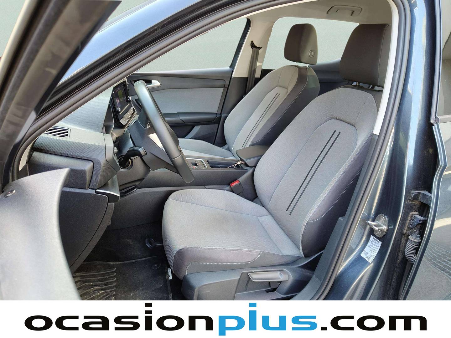 Foto asientos delanteros Seat León Seat León 1.0 TSI S&S Style 25 Aniversario (110 CV)