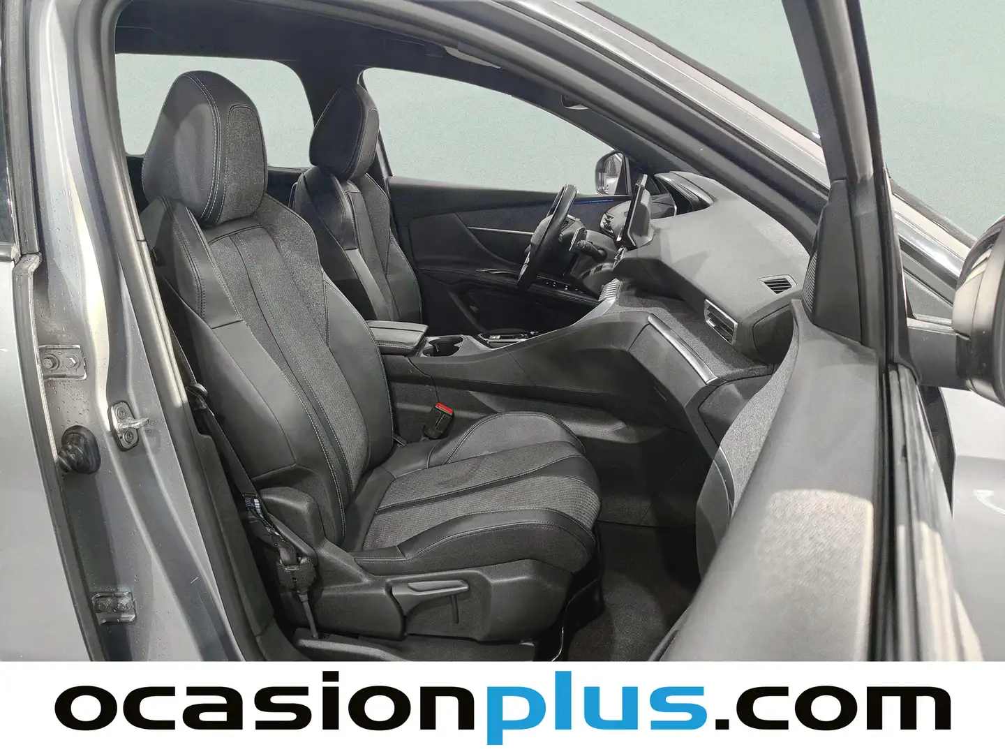 Foto Peugeot 5008 Peugeot 5008 PureTech 130 S&S Allure Pack EAT8 (130 CV) 7 Plazas