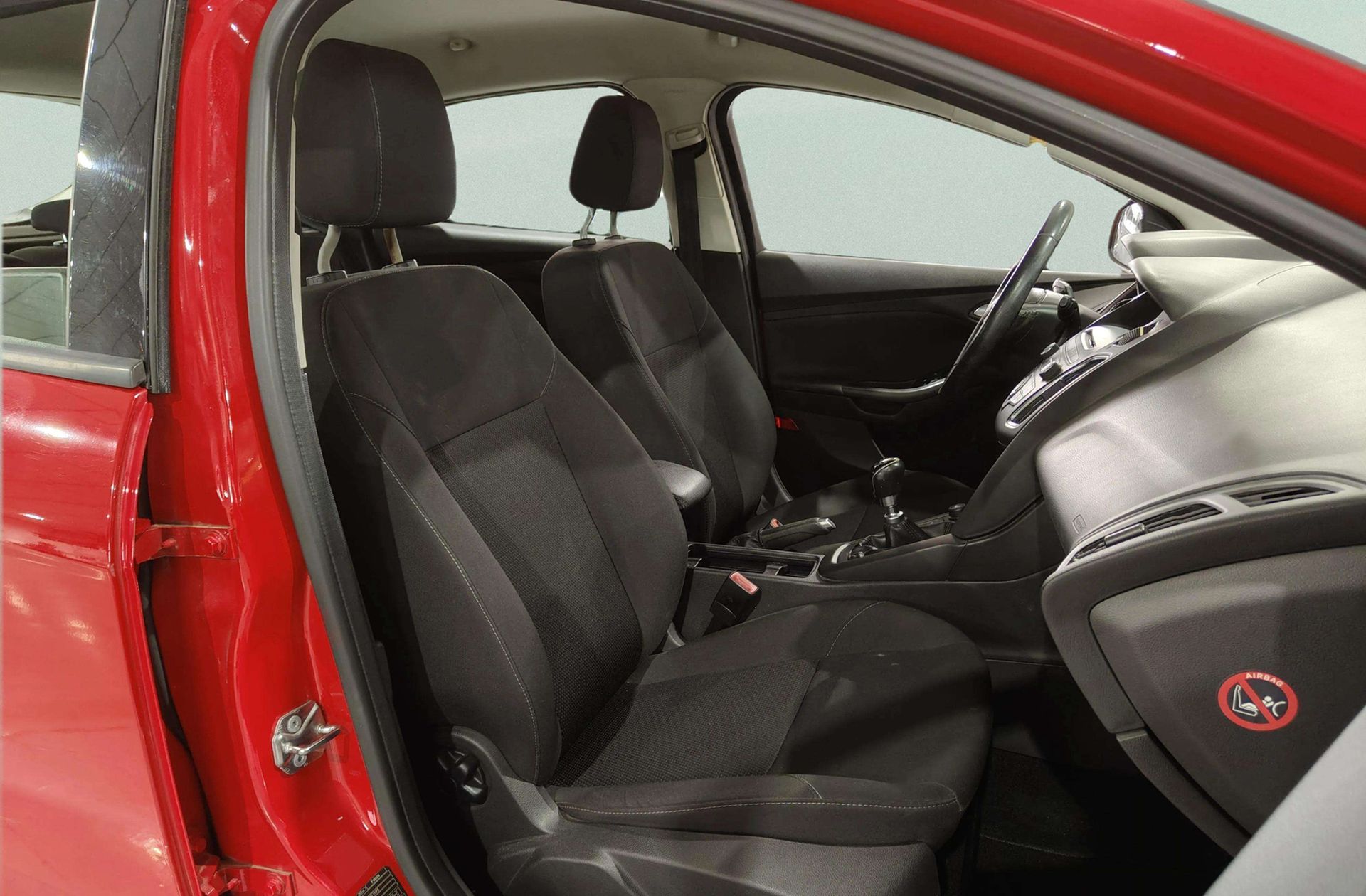 Ford Focus 1.6 TDCi Edition - foto 15