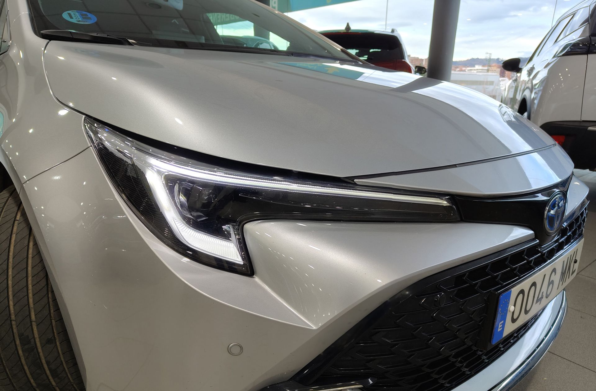 Toyota Corolla 200H Touring Sport Style Edition - foto 22