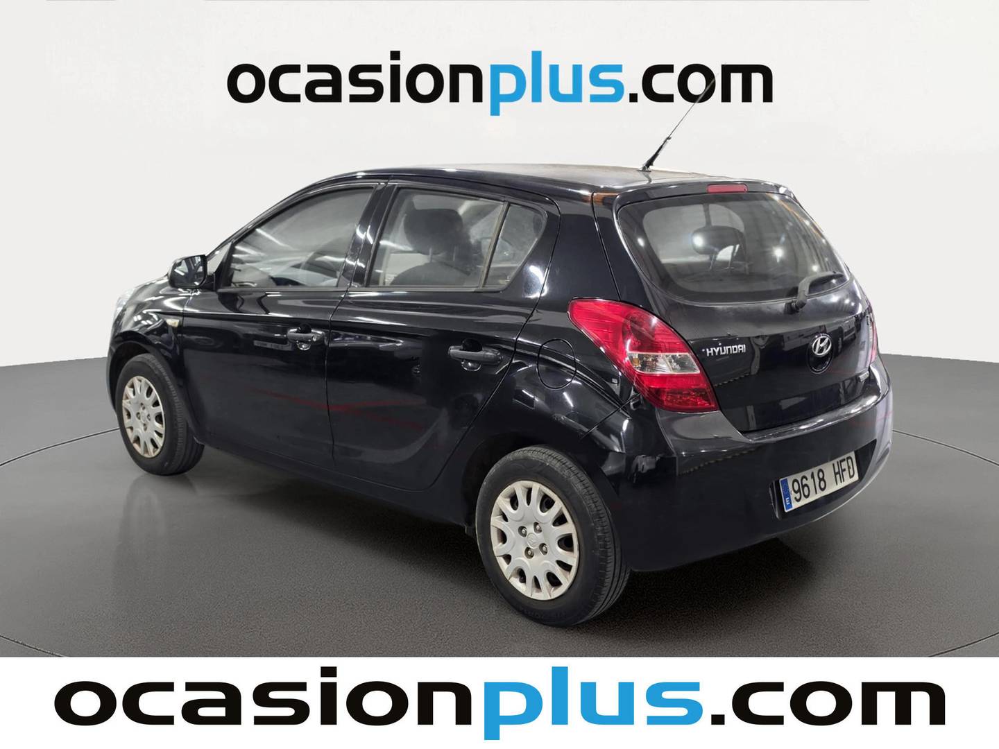 Foto trasera Hyundai i20 Hyundai i20 1.4 CRDI Classic (75 CV) izquierda