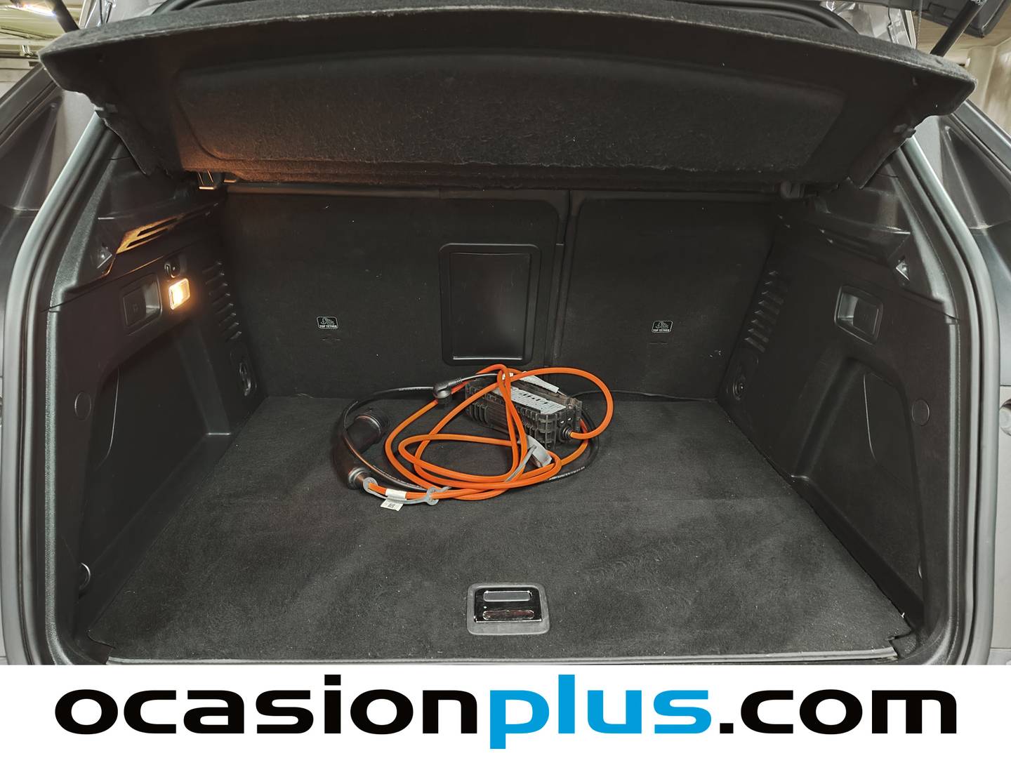 Foto Peugeot 3008 Hybrid Peugeot 3008 Hybrid 225 Allure e-EAT8 (225 CV)