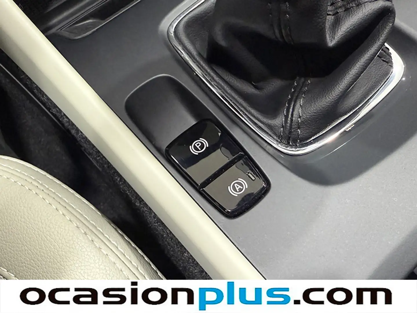 Foto Volvo XC40 Volvo XC40 T3 (163 CV)