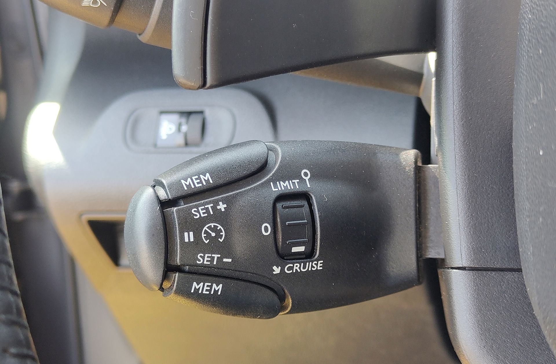 Citroën Berlingo BlueHDi 130 Talla M Shine EAT8 - foto 24