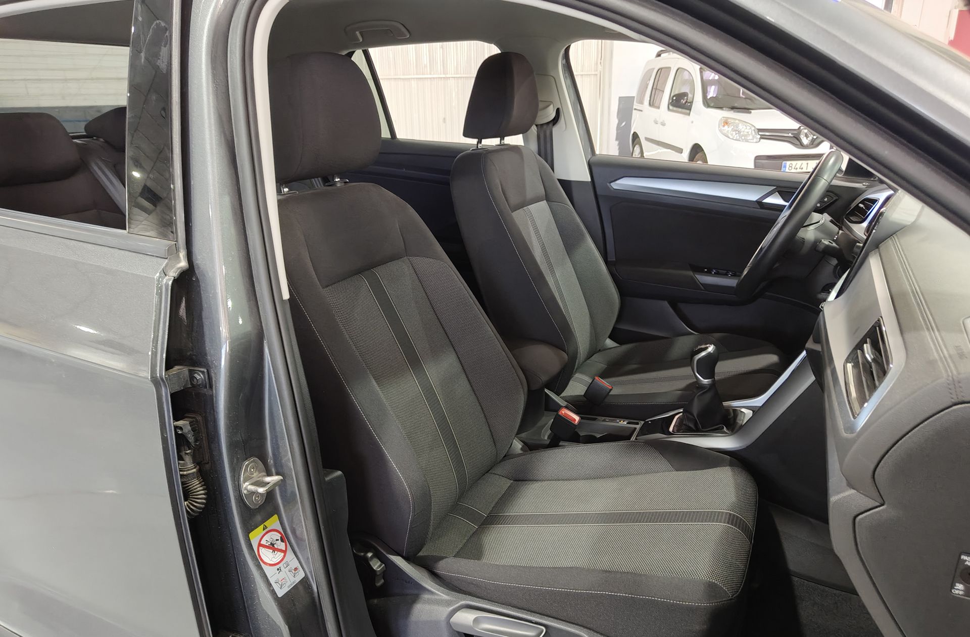 Volkswagen T-Roc Life 1.0 TSI - foto 18