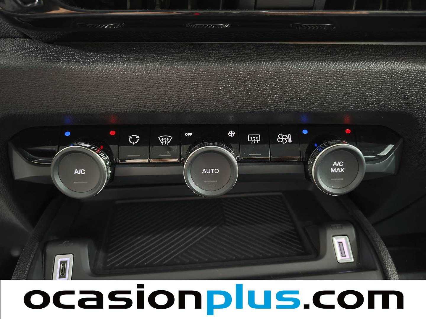 Foto Citroën C4 Citroen C4 PureTech 130 S&S Plus (131 CV)