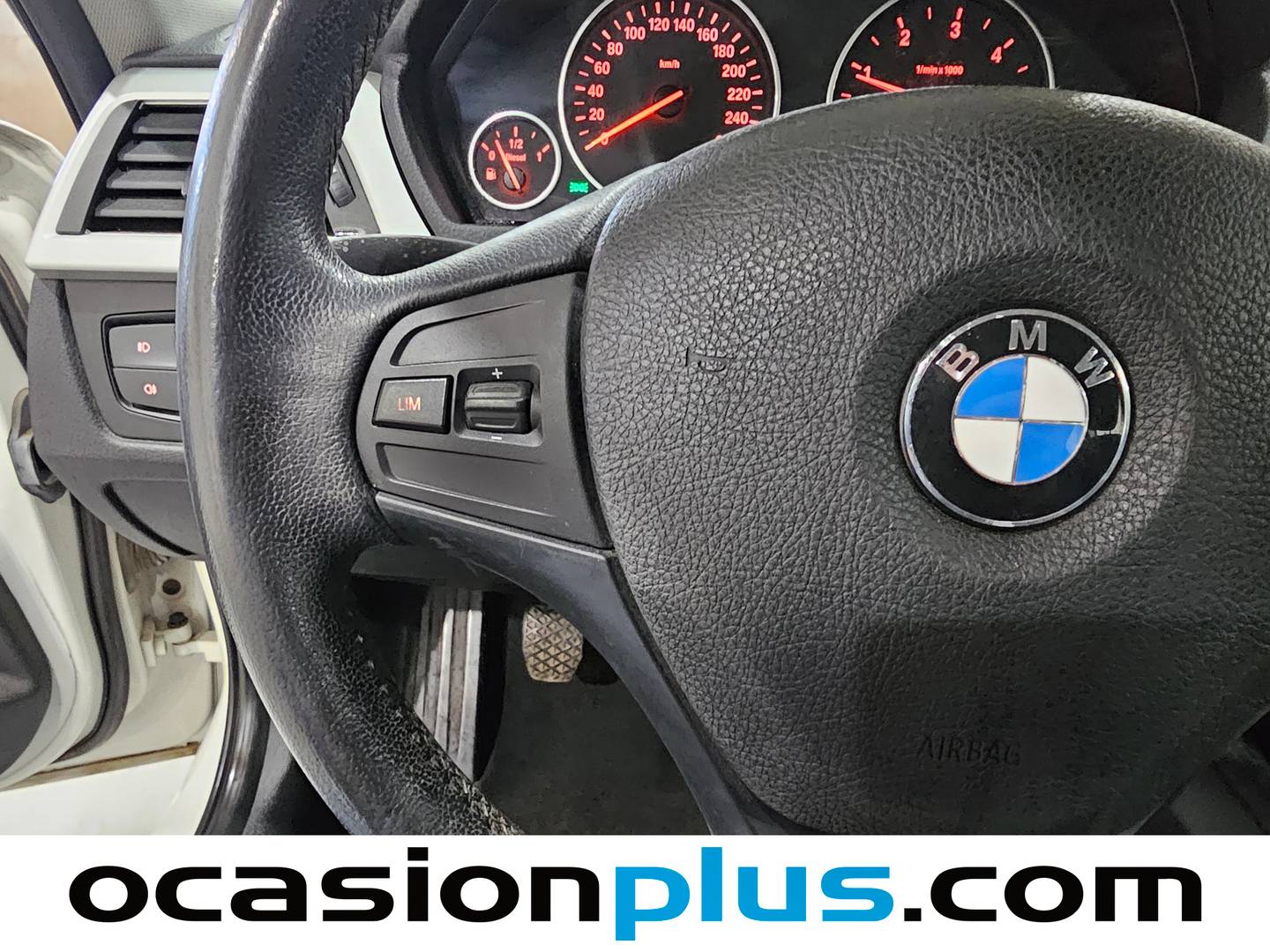 Foto BMW Serie 3 BMW Serie 3 318d (143 CV)