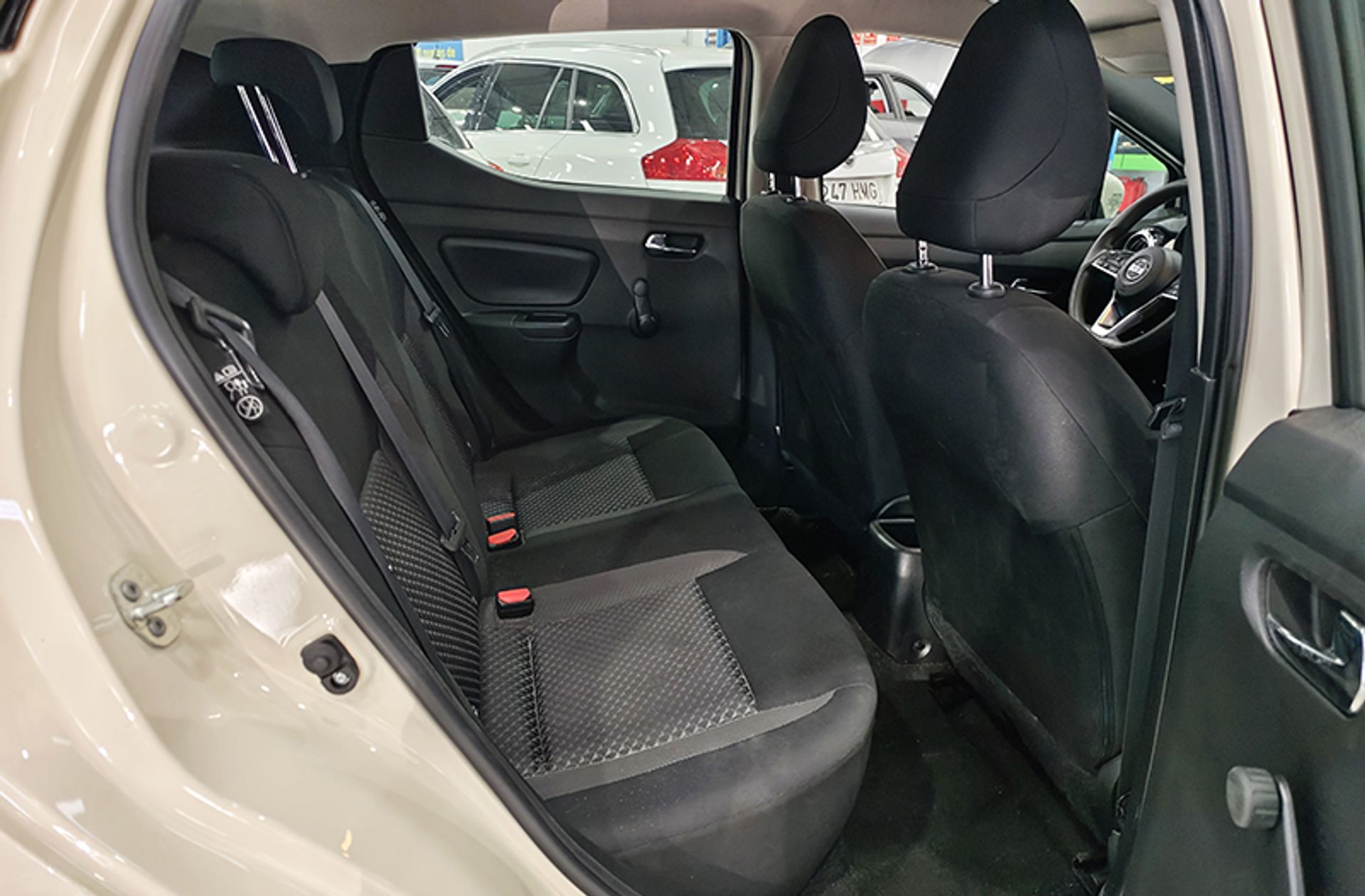 Nissan Micra IG-T 92 Acenta CVT - foto 21