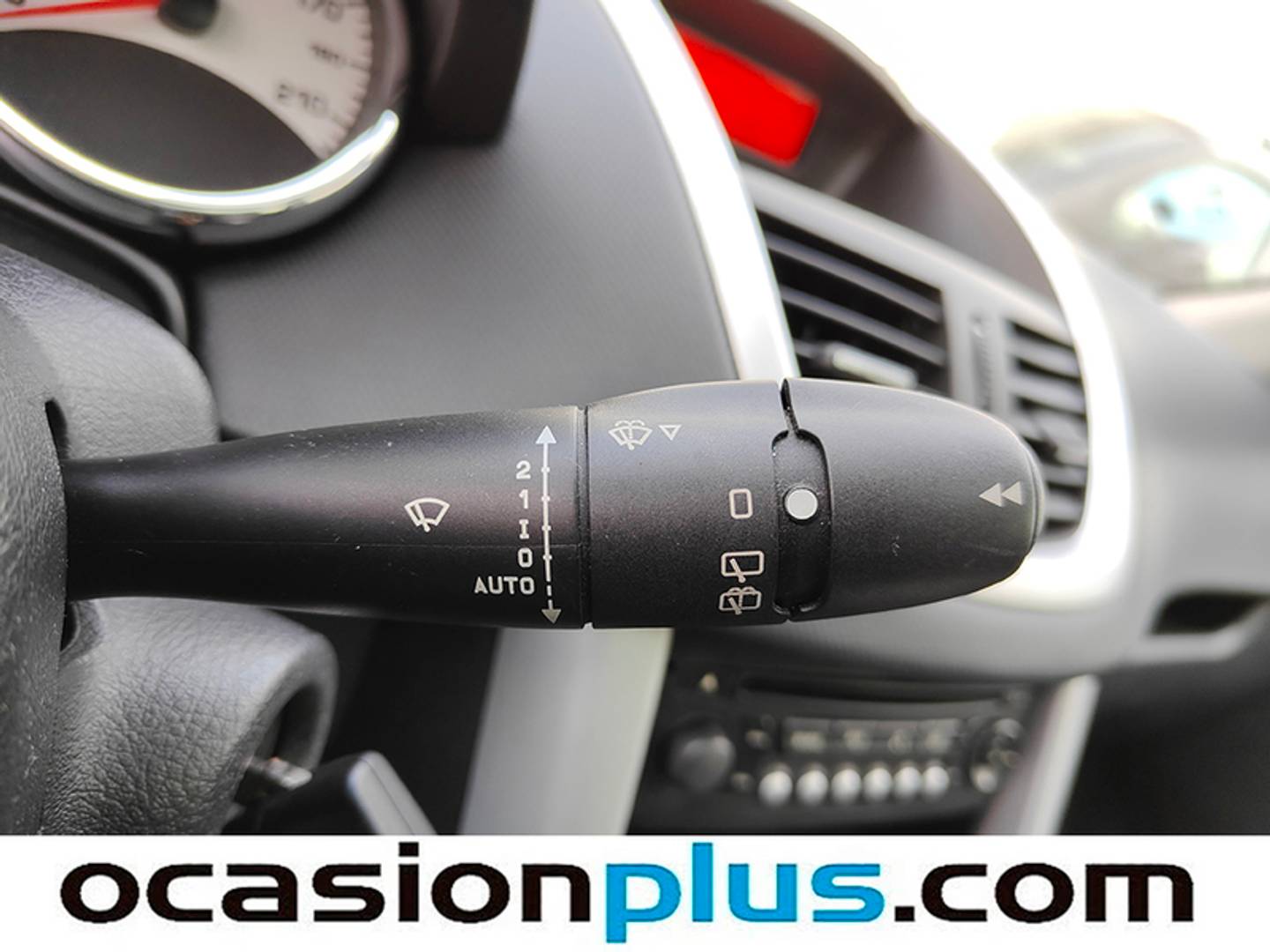 Foto Peugeot 207 Peugeot 207 SW 1.4 VTi 16v Sport (95 CV)