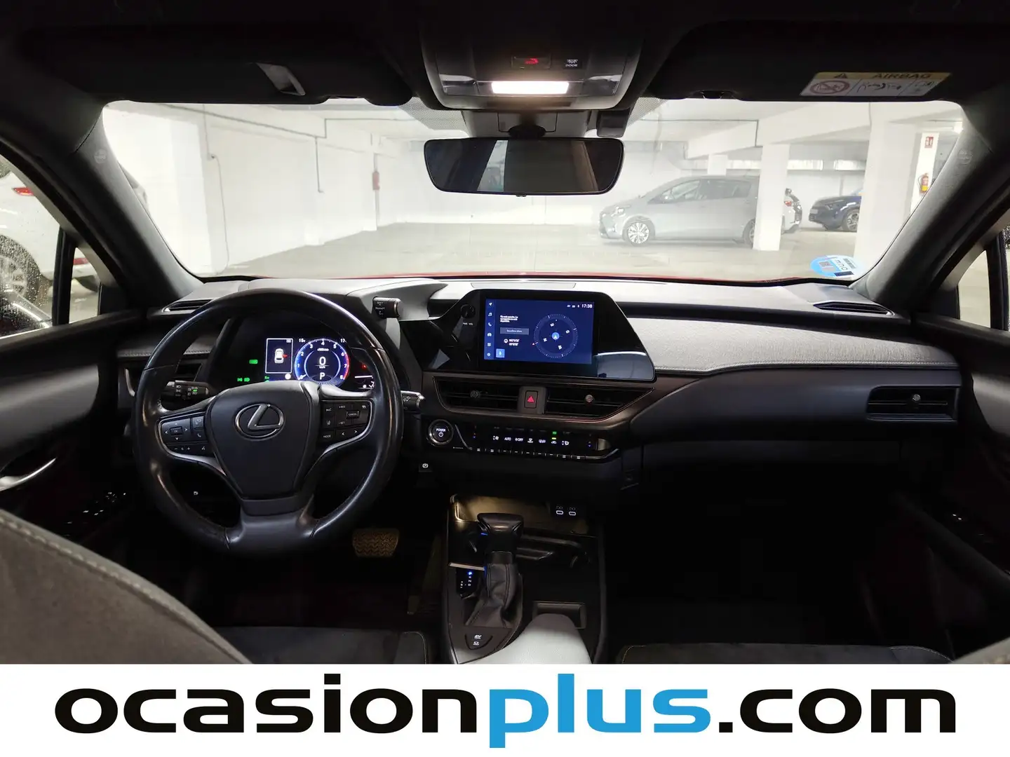 Foto Lexus UX Lexus UX 250h Business 2WD (184 CV)