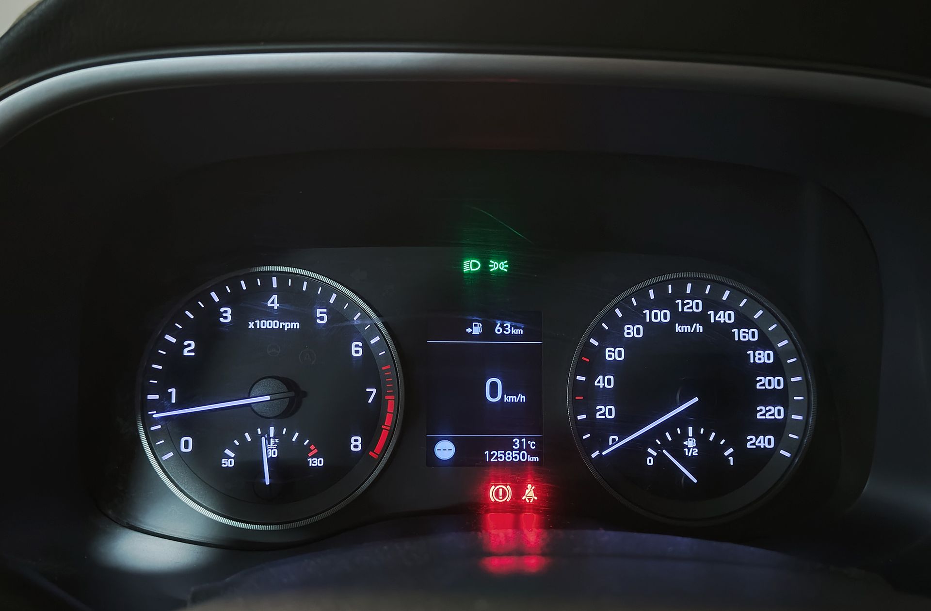 Hyundai Tucson 1.6 GDI SLE 4x2 - foto 25