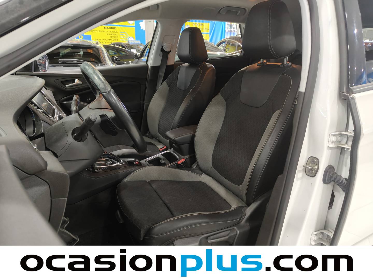Foto asientos delanteros Opel Grandland X PHEV Opel Grandland X 1.6 Turbo PHEV Ultimate 4x4 Auto  (300 CV)