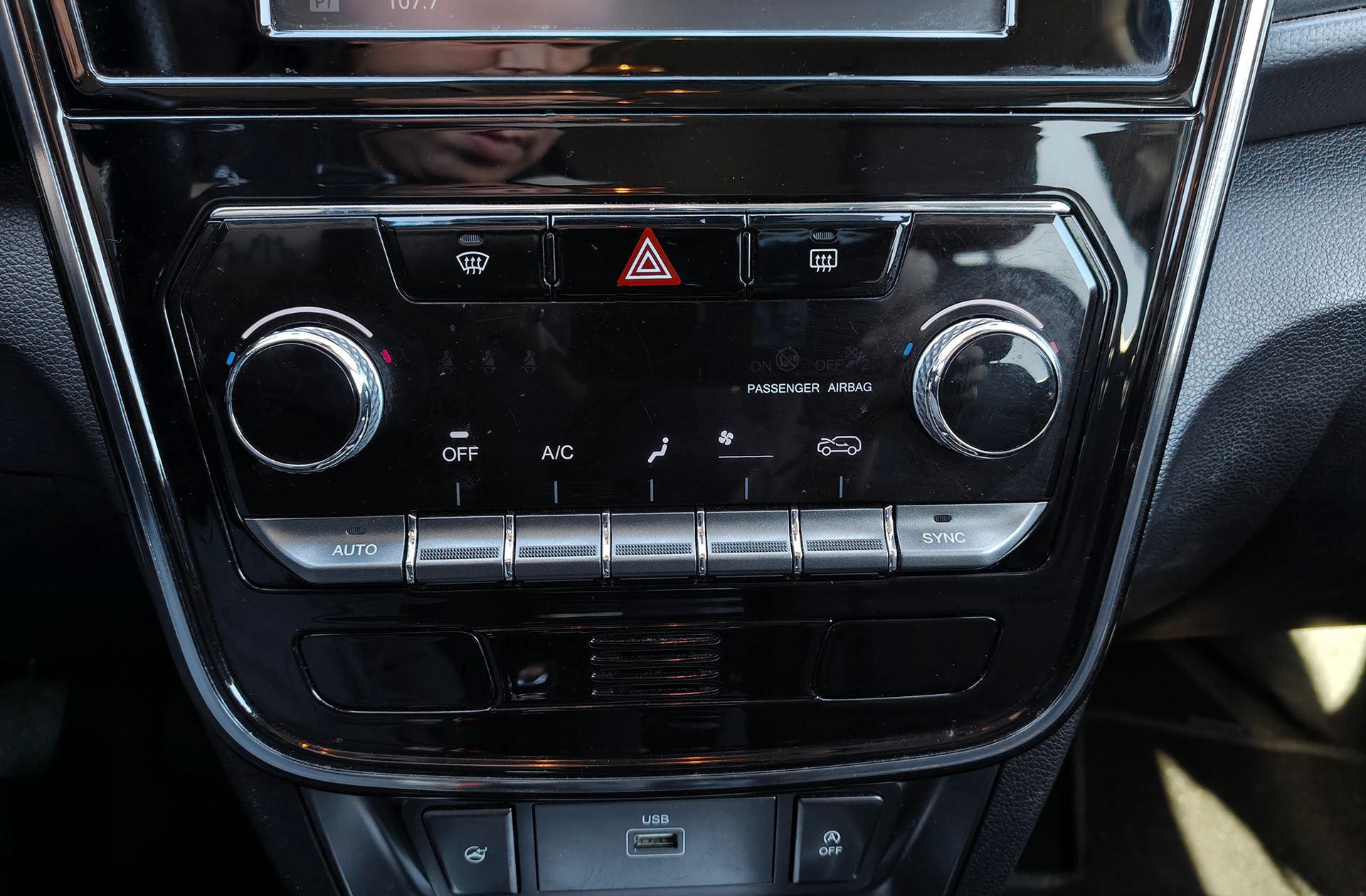 SsangYong Tivoli G12T Urban Plus - foto 30