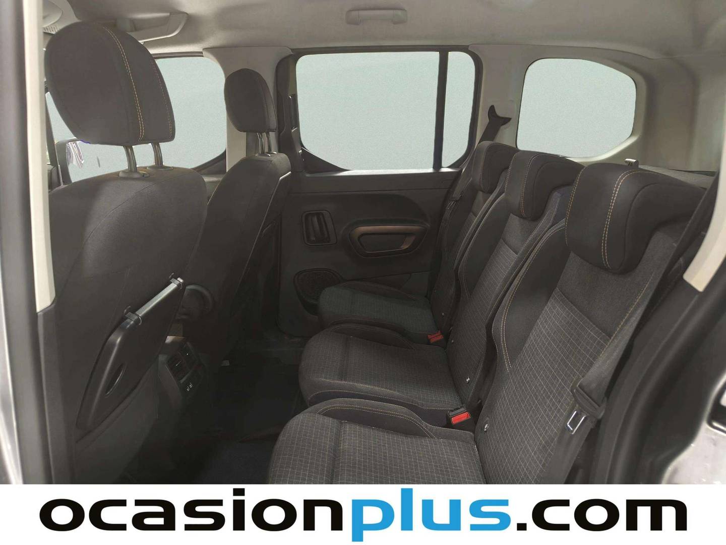 Foto asientos traseros Peugeot Rifter Peugeot Rifter PureTech 110 GT Line Standard (110 CV)