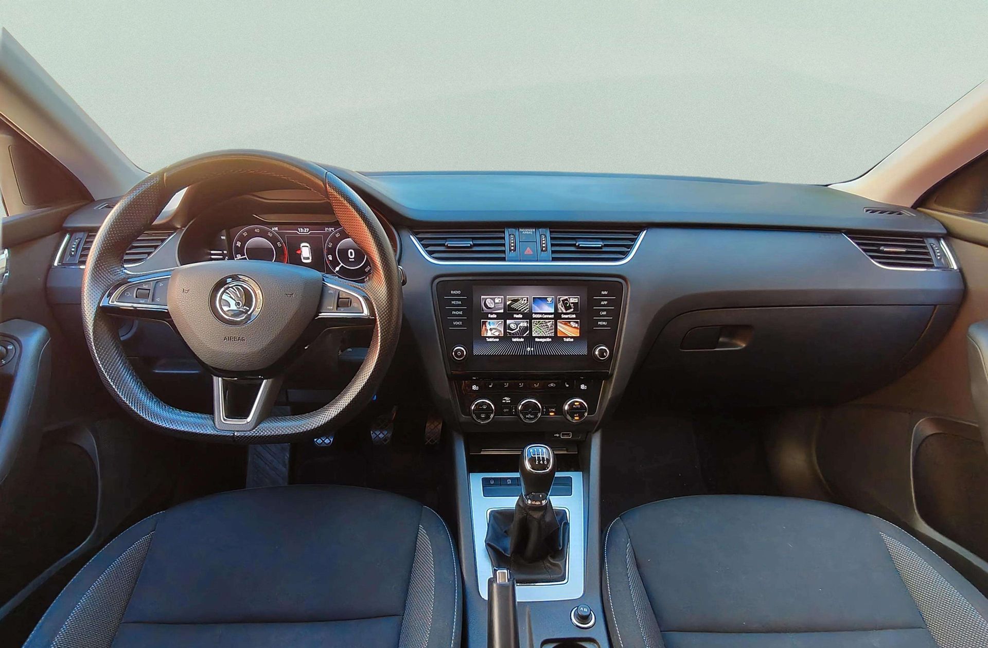 Škoda Octavia Combi 1.5 TSI Ambition - foto 6