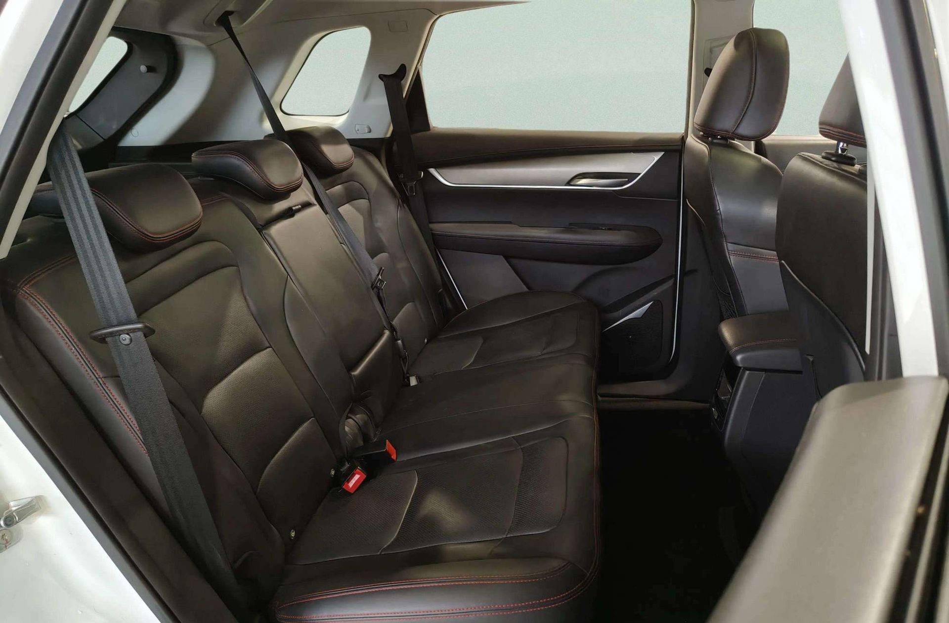 SWM G01 1.5T Luxury - foto 16
