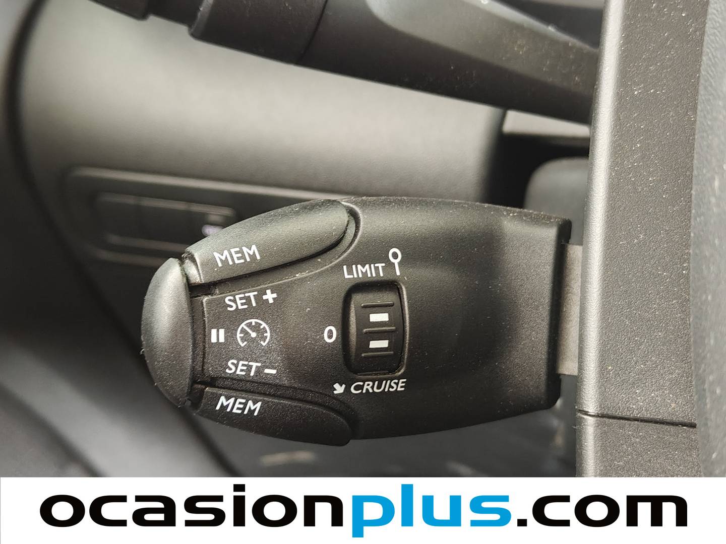 Equipamiento del Citroën C3 Aircross Citroën C3 Aircross PureTech 110 S&S Shine (110 CV)