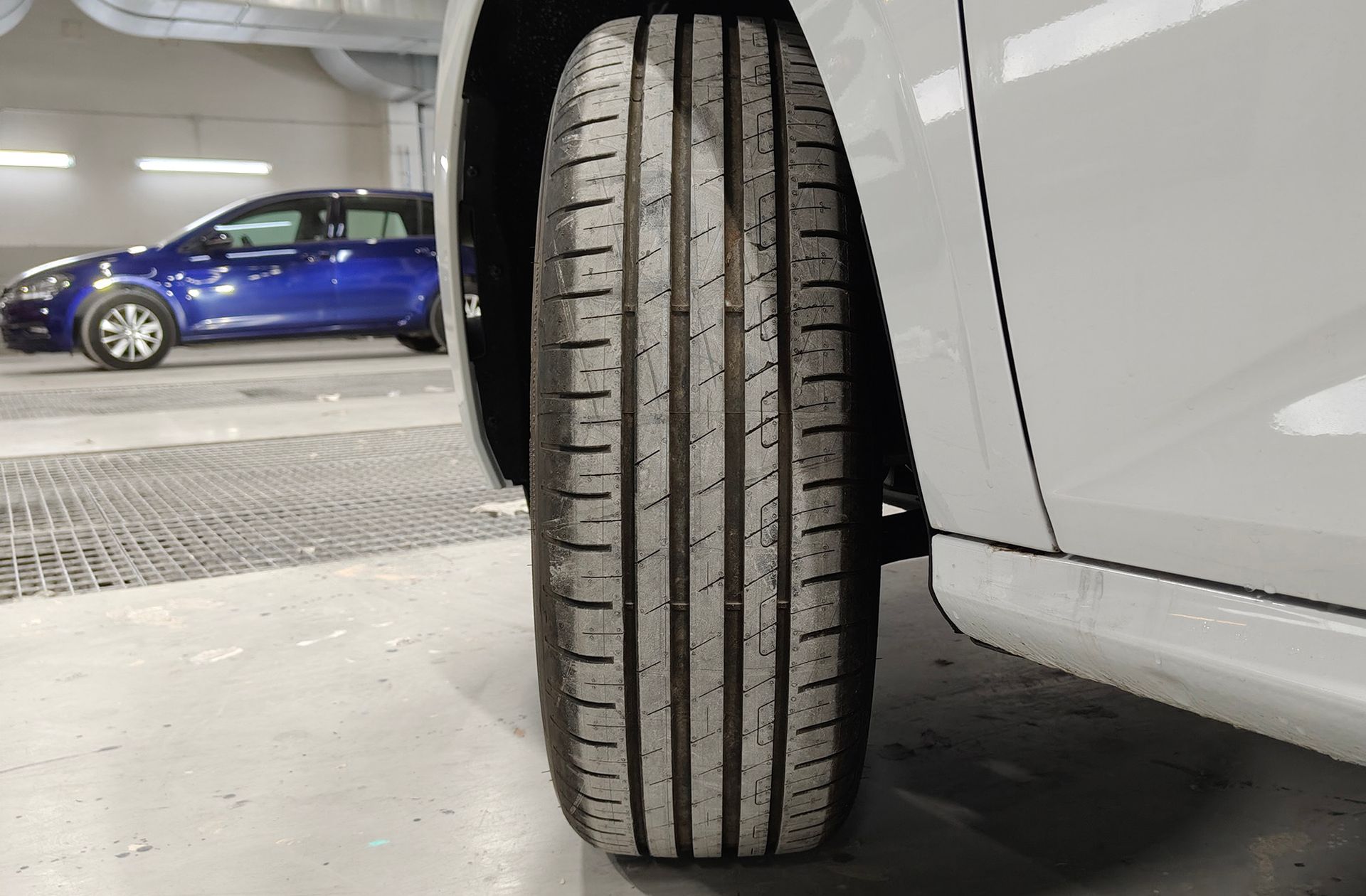 Škoda Kamiq 1.0 TSI Selection DSG - foto 35