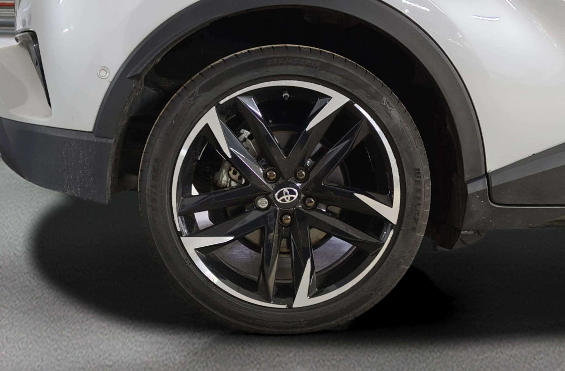 Toyota C-HR 180H GR Sport - foto 42