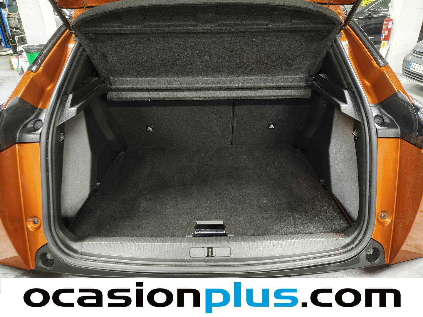 Foto Peugeot 2008 Peugeot 2008 PureTech 130 S&S GT (130 CV)