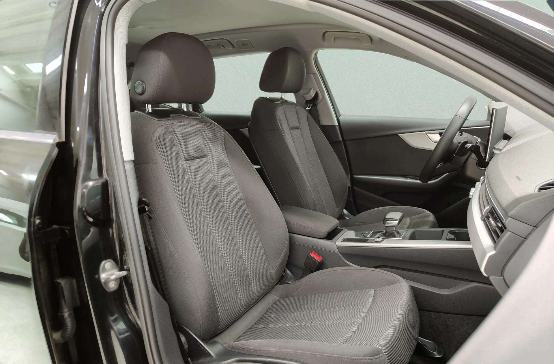 Audi A4 Avant Advanced 35 TFSI S tronic - foto 19