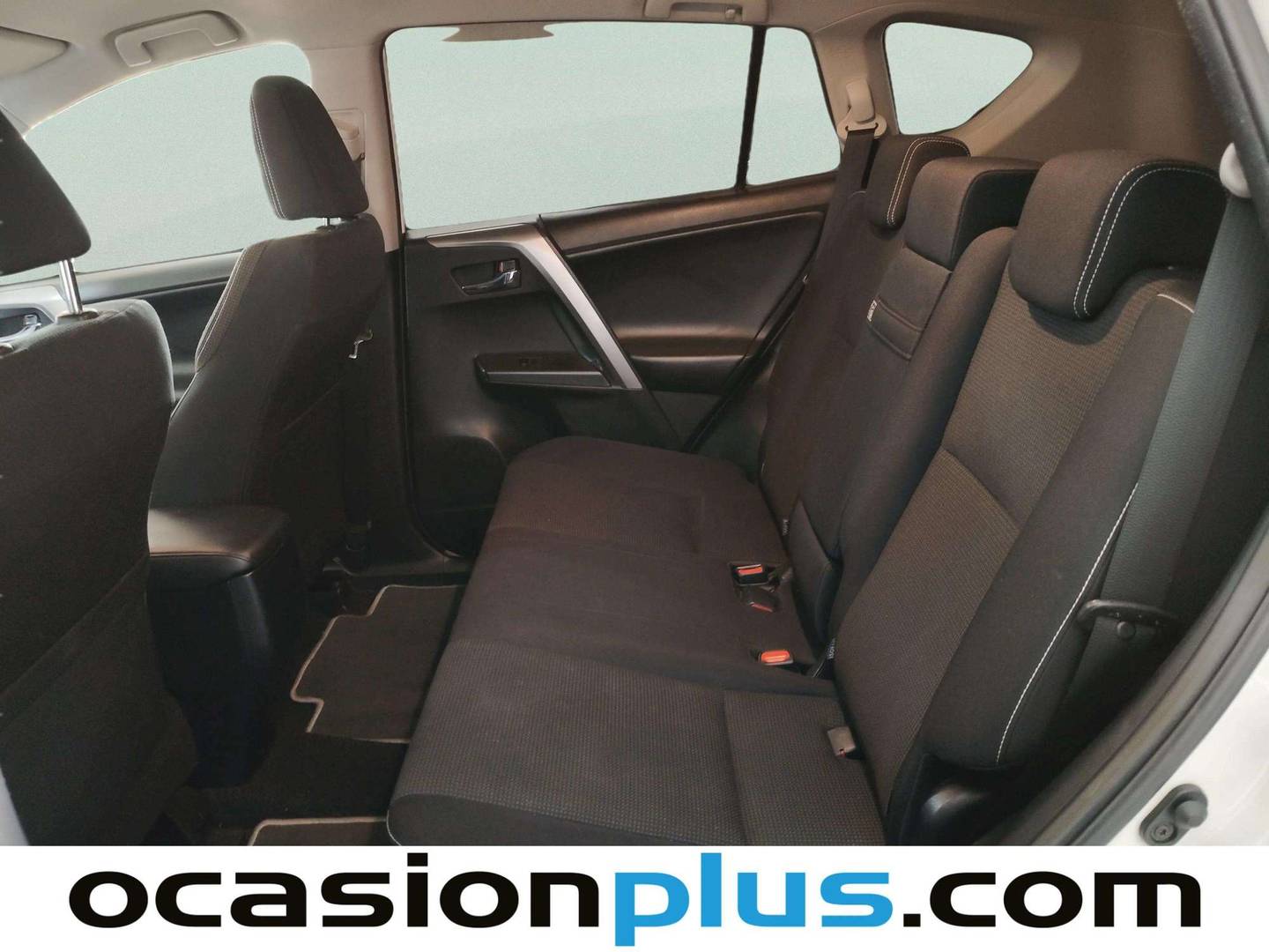 Foto asientos traseros Toyota Rav4 Toyota Rav4 2.5l hybrid Advance Pack Drive 2WD (197 CV)