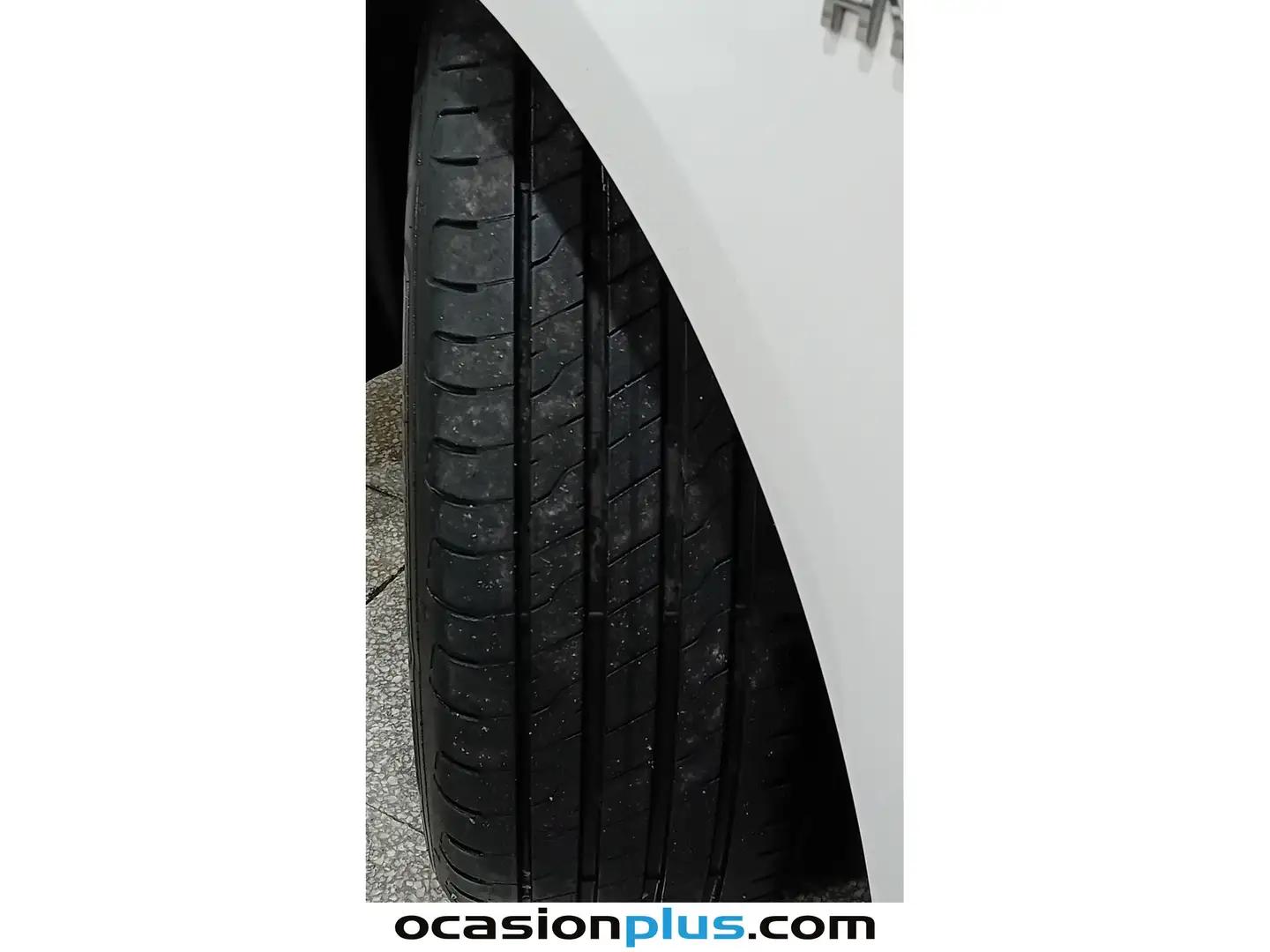 Foto Toyota Corolla Toyota Corolla 125H Active Tech E-CVT (122 CV)