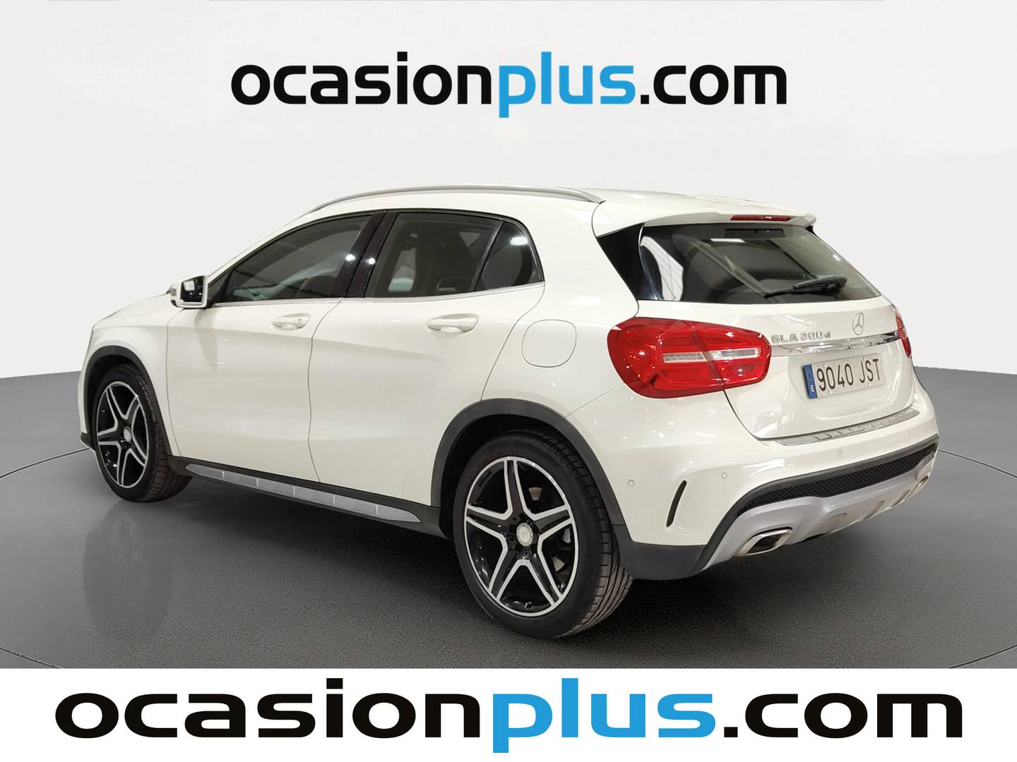 Foto trasera Mercedes GLA Mercedes GLA GLA 200 d Urban (136 CV) Paquete AMG derecha
