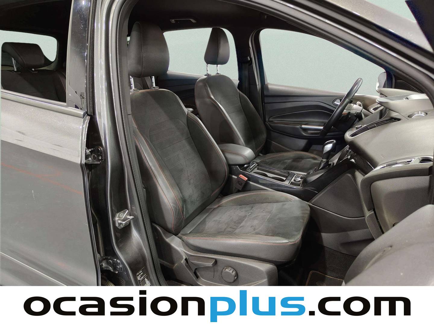 Ford Kuga Ford Kuga 2.0 TDCI ST-Line Limited Edition 4x2 Auto (120 CV) al mejor precio