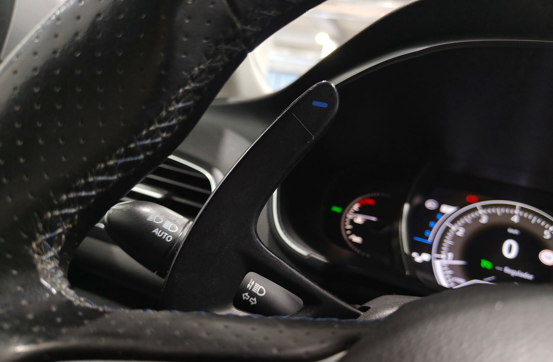 Renault Mégane GT Energy TCe EDC - foto 32