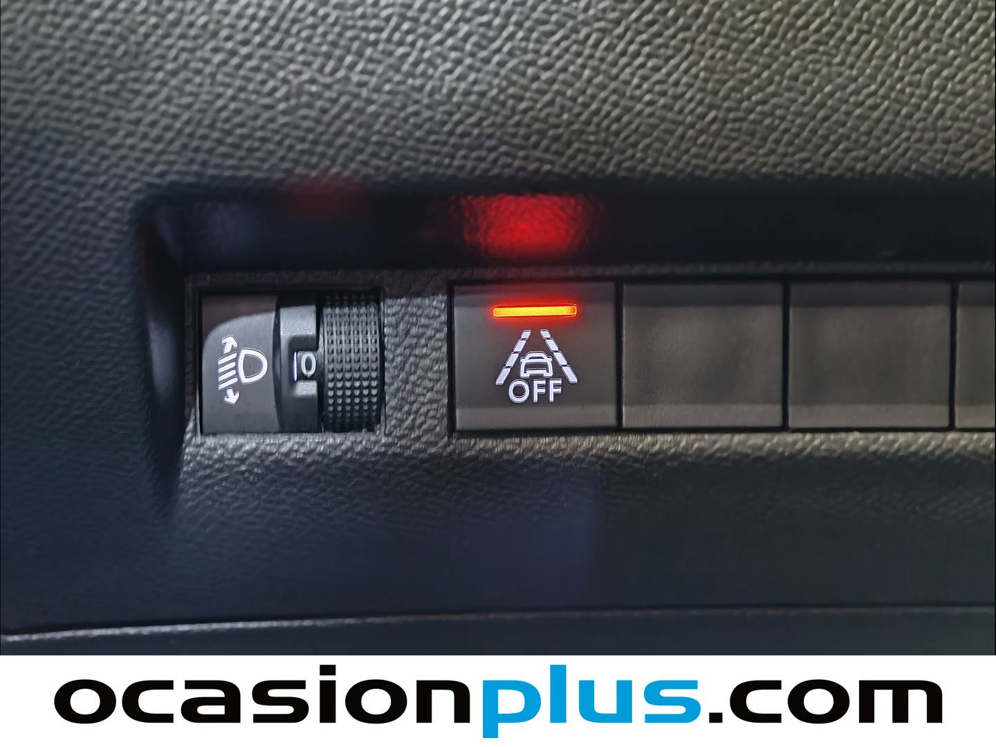 Equipamiento del Peugeot 208 Peugeot 208 BlueHDi 100 Active (100 CV)