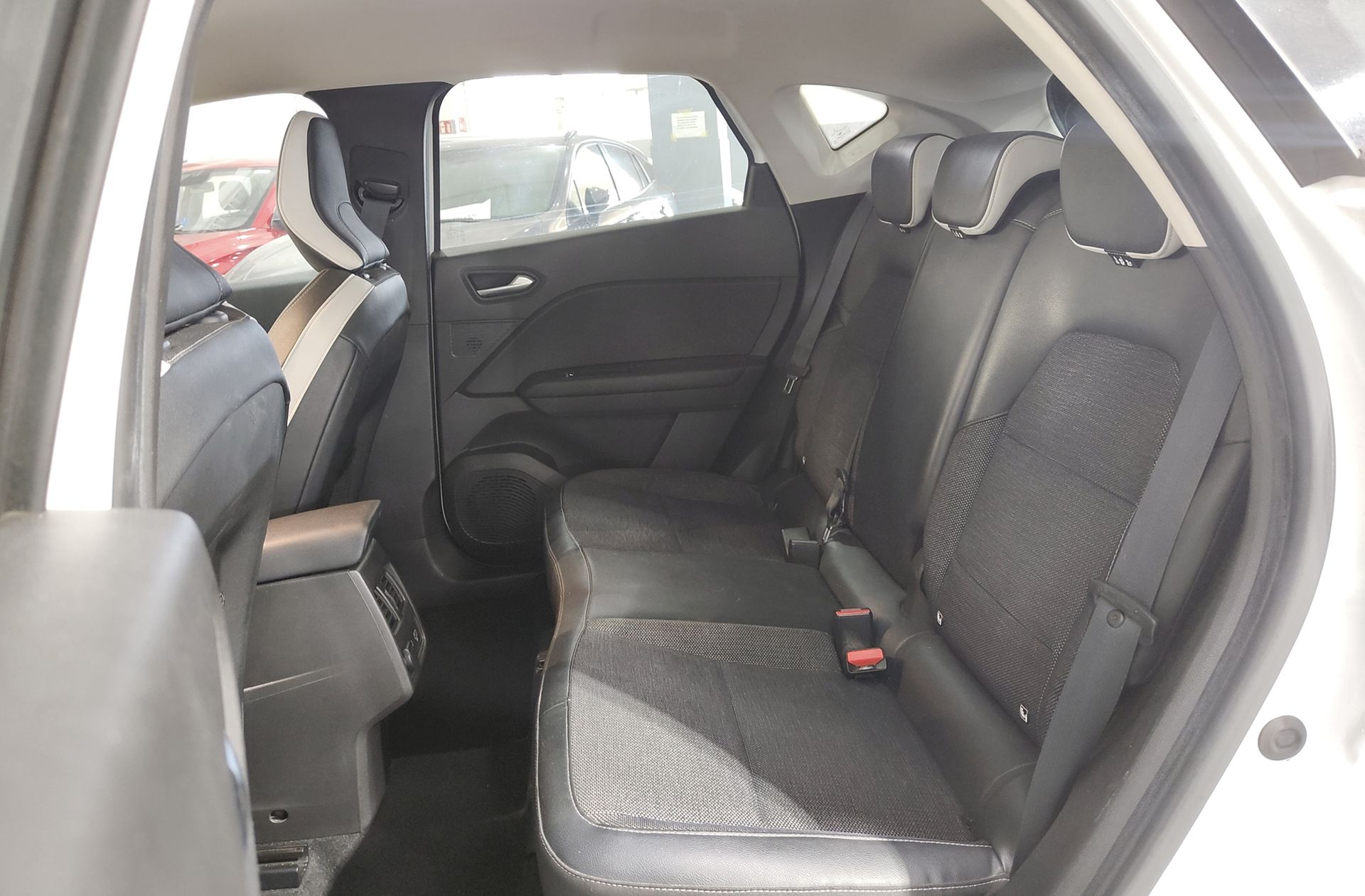 Renault Captur Techno TCe - foto 12