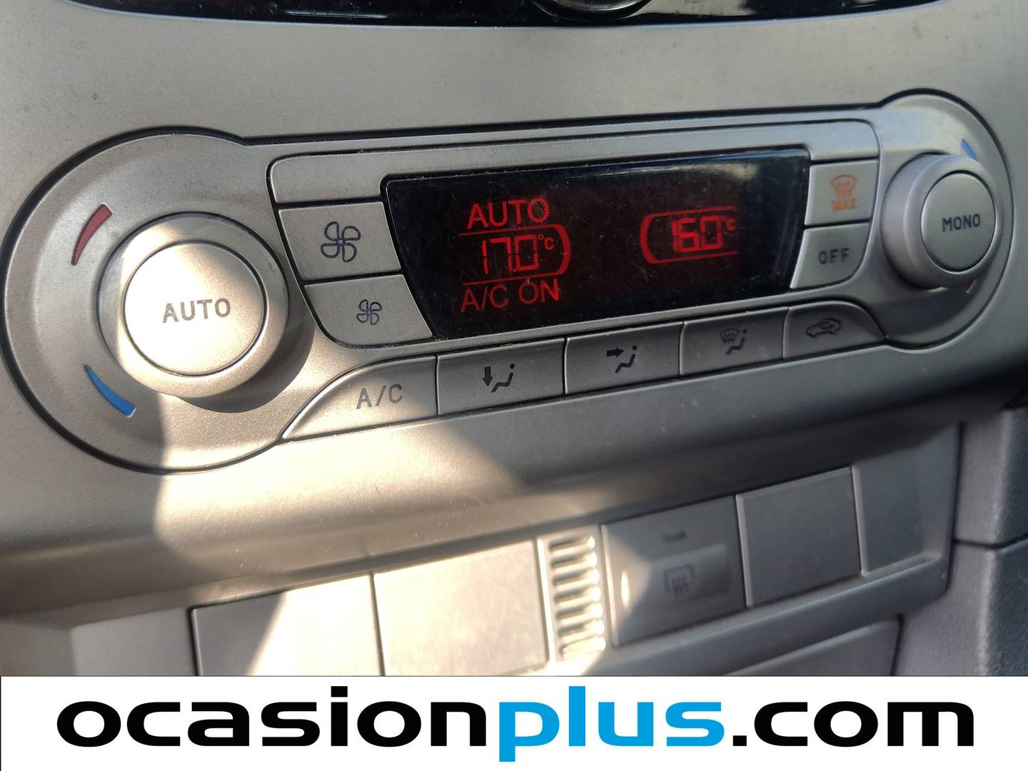 Extras y acabados del Ford Focus Ford Focus 1.6 TDCI Trend (109 CV)